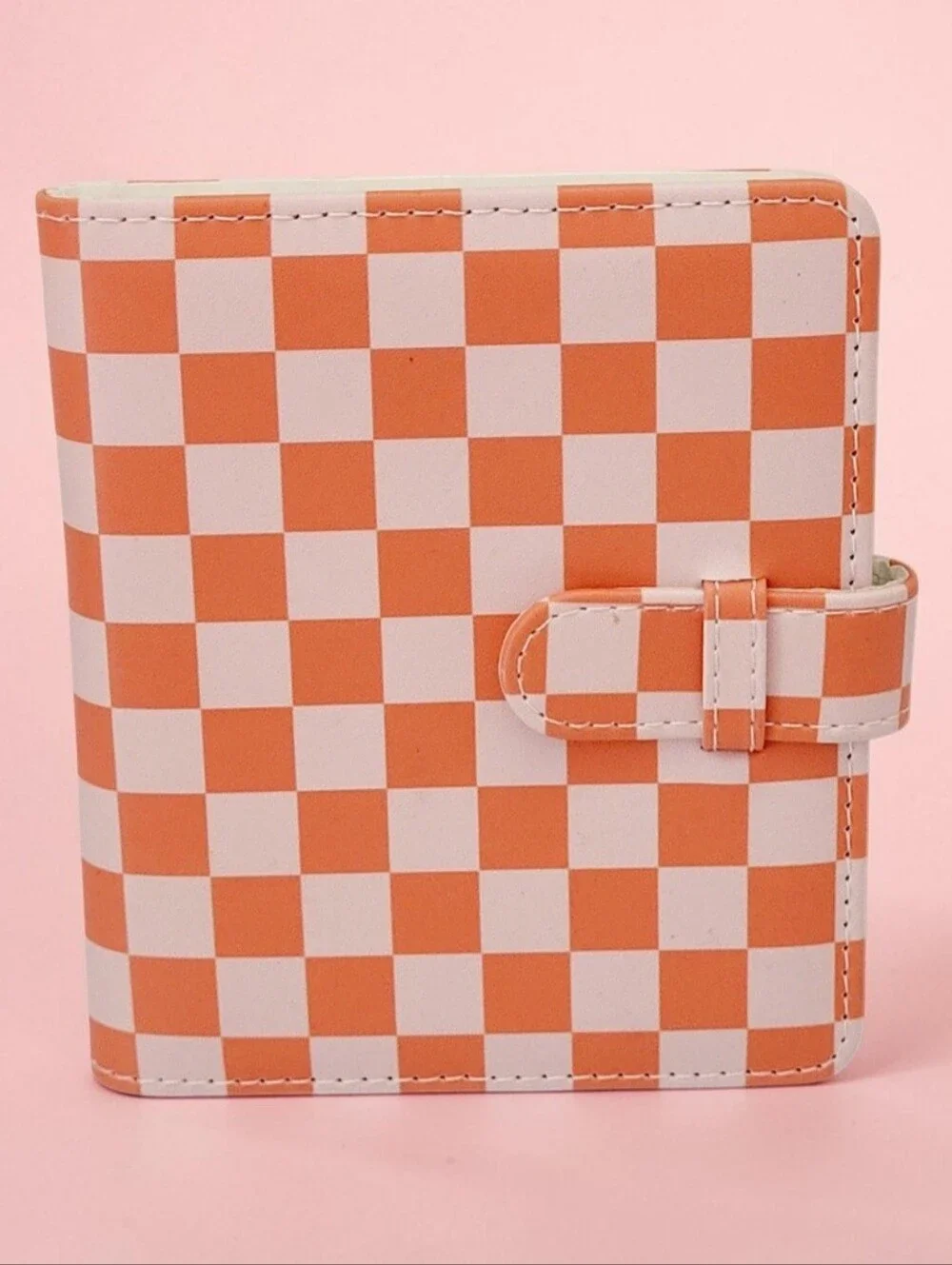 Holds 48 (2